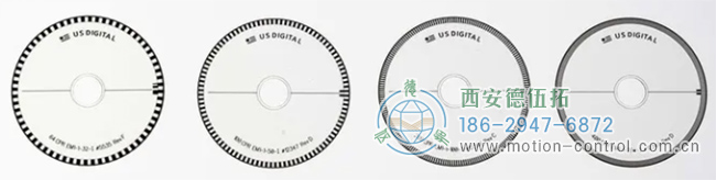 上圖顯示了四個具有不同行數(shù)的光電編碼器盤，可以觀察到行的密度不同。